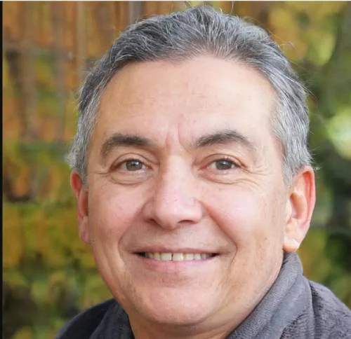 Martin R.